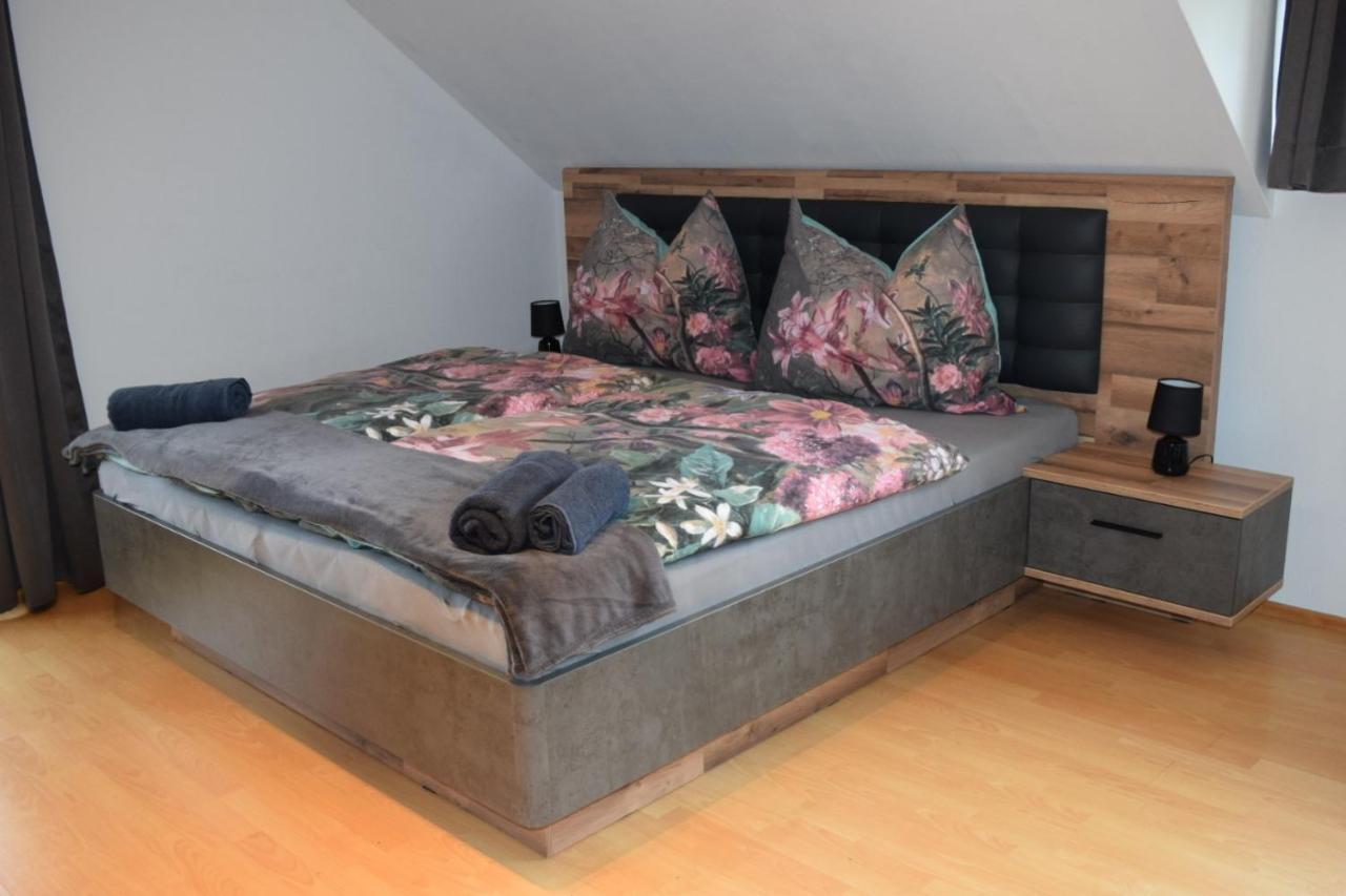 Ferienwohnung Familie Pichler Neumarkt in Steiermark Dış mekan fotoğraf