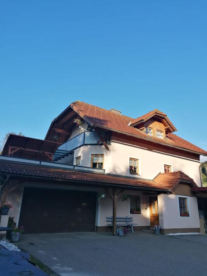 Ferienwohnung Familie Pichler Neumarkt in Steiermark Dış mekan fotoğraf
